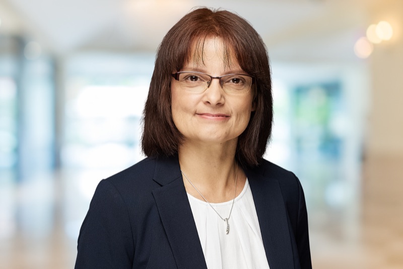Porträtfoto von Yvonne Lorenz